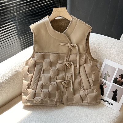 轻薄羽绒马甲女外穿2025秋冬新款PU皮拼接压胶90白鸭绒羊羔绒背心