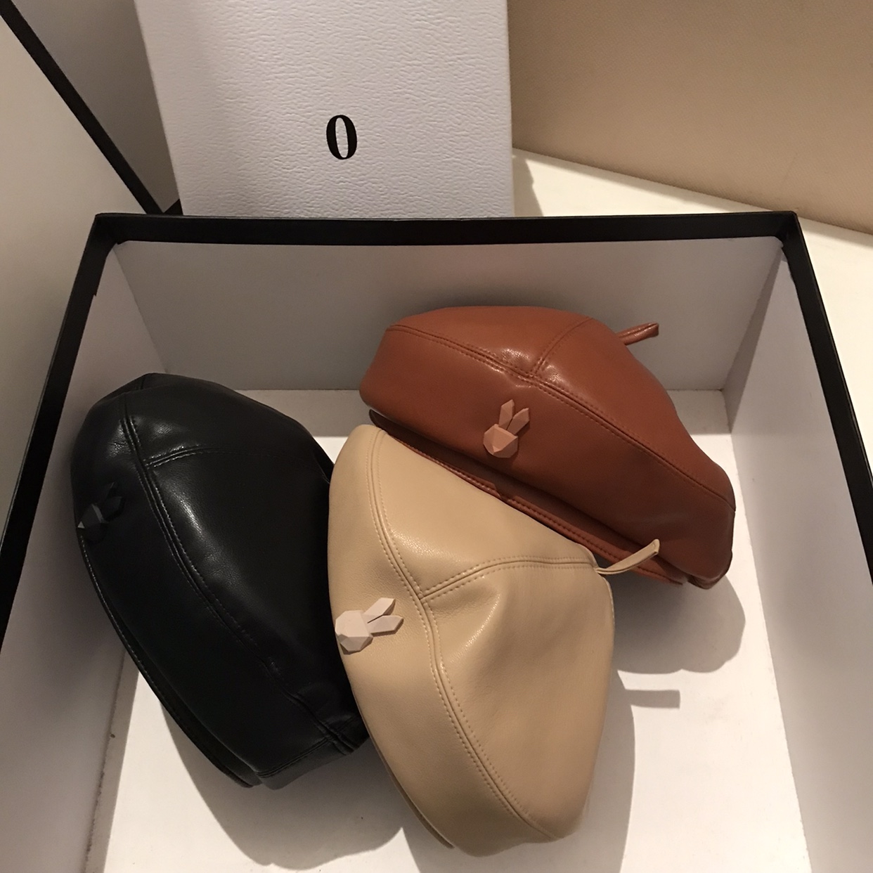 日韩感时髦百搭皮质贝雷帽子女秋冬大头围显脸小网红画家帽潮