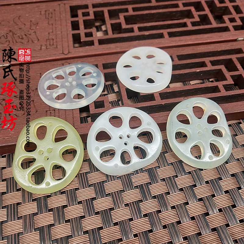 岫玉莲藕片玉吊坠颈饰挂件项坠藕片七孔莲藕玉佩挂饰挂件