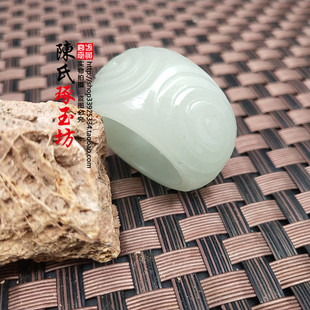 和田玉青白玉扳指男士大气款玉扳指青海料戒环指环转运纹玉指环