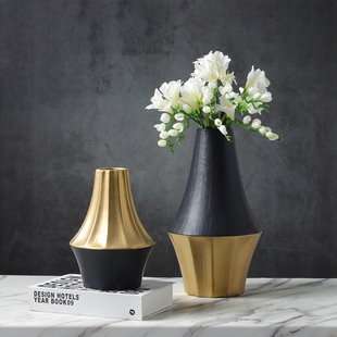 现北欧轻奢高级感美式陶瓷花瓶摆件客厅插花样板间酒店装饰品