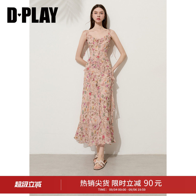 DPLAY粉色印花荷叶边连衣裙2026夏季新款吊带长裙海边度假裙子女