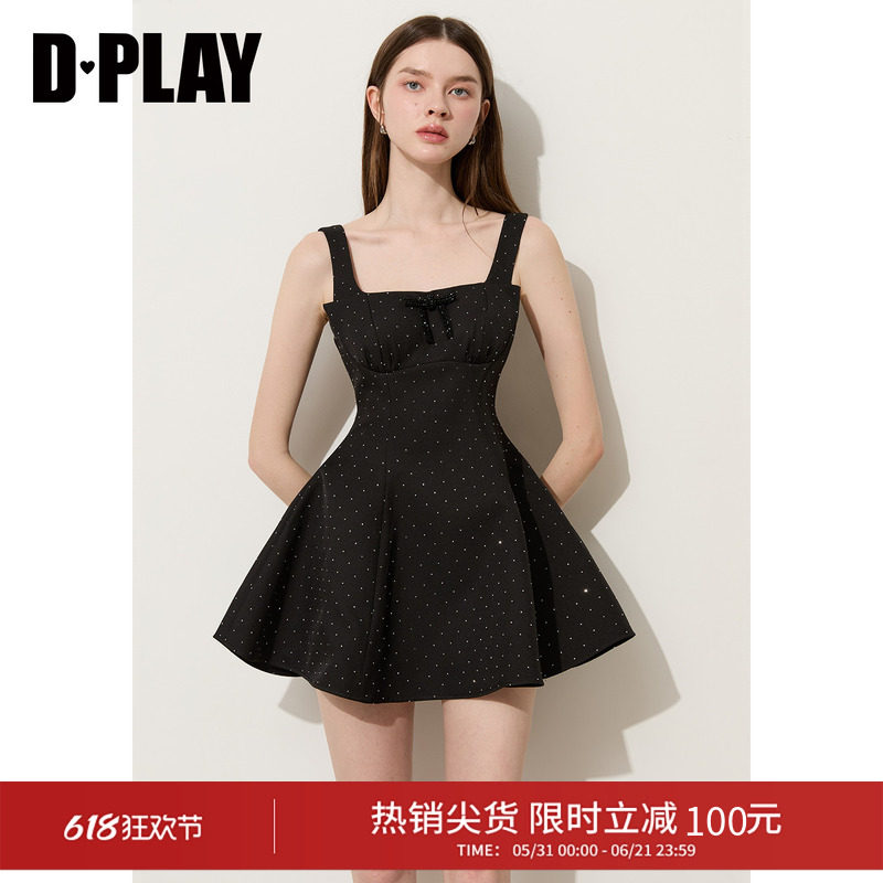 DPLAY【千金衣橱系列】黑色蝴蝶结收腰连衣裙轻奢2026夏新款裙子