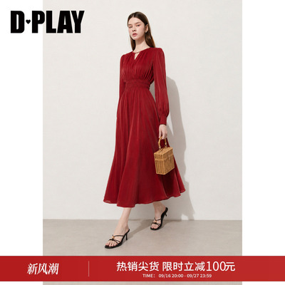 DPLAY法式缎面灯笼袖红连衣裙