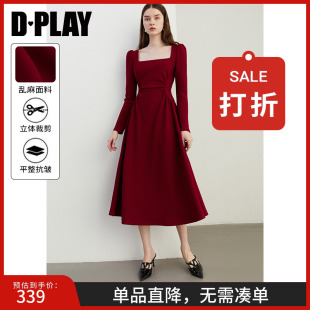 红色连衣裙女法式 DPLAY2025秋季 方领妖精裙敬酒订婚礼服裙子长裙