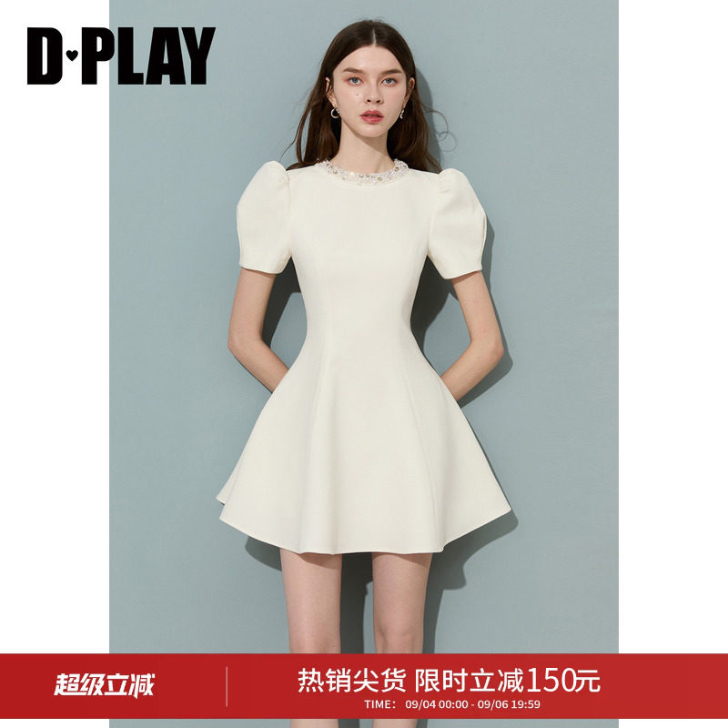 DPLAY千金礼服重工钉珠小白裙图片