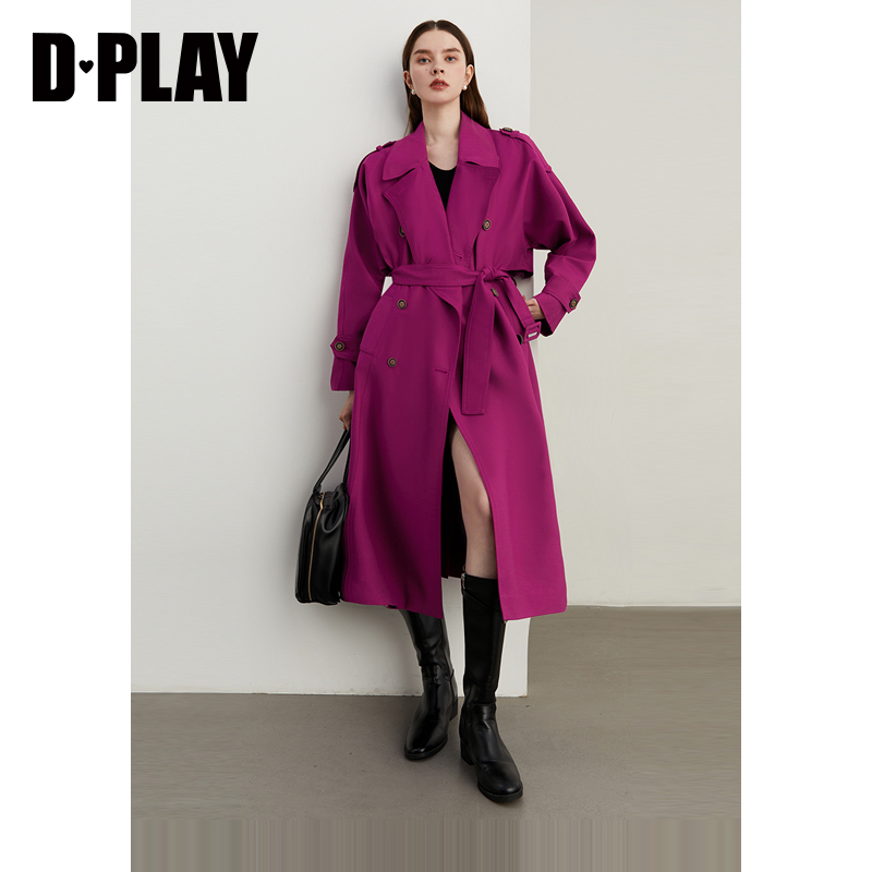 翻驳领领型，宽松直筒版型