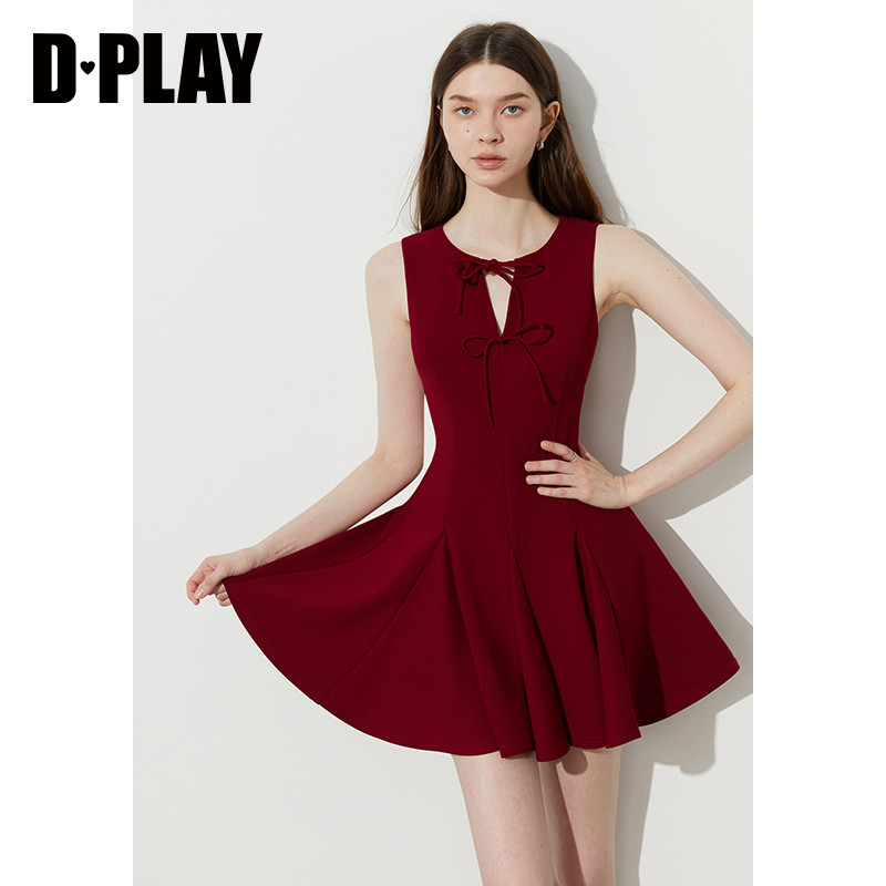 DPLAY2025年夏季新款红色连衣裙女法式气质短款订婚礼服裙子短裙