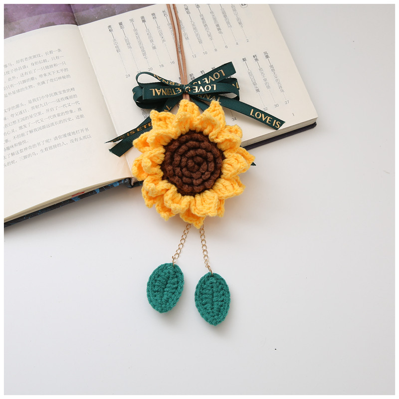SUNFLOWER CAR PENDANT BROOCH BOOKMARK HAND-WOVEN FLOWER WOOL DIY MATERIAL PACKAGE HOMEMADE GIFT FINISHED PRODUCT