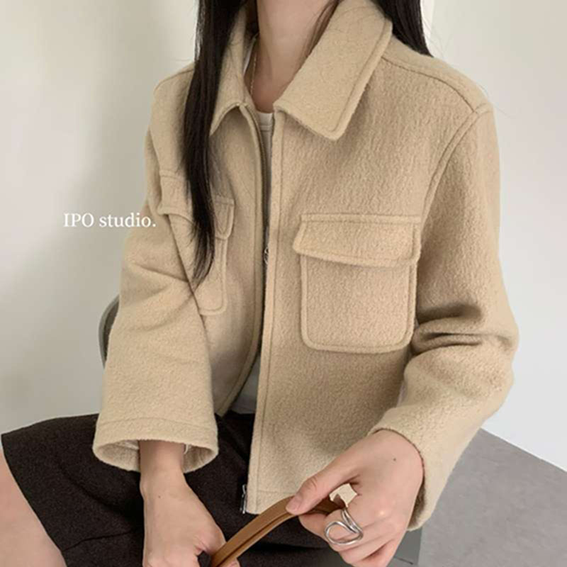 韩系时尚翻领长袖短款毛呢外套女2025秋冬新款大口袋修身百搭上衣