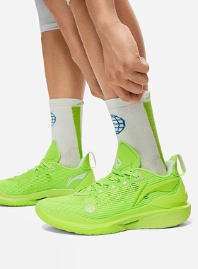 李宁吉米巴特勒JB2篮球鞋2025新款男子轻量高回弹实战减震运动鞋