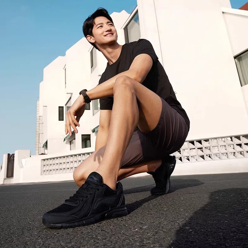李宁跑步鞋男2025年夏季款网面