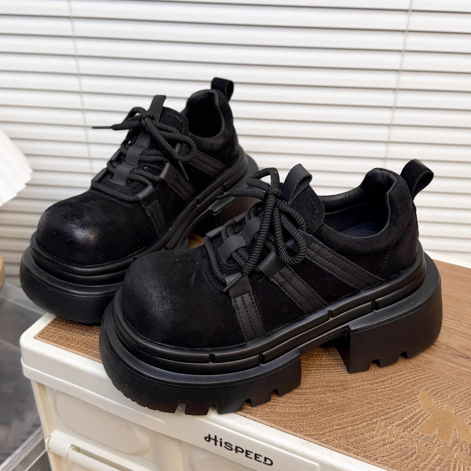 日本OFFCAT7cm磨砂真皮大头复古小皮鞋女小个子增高丑萌系带单鞋