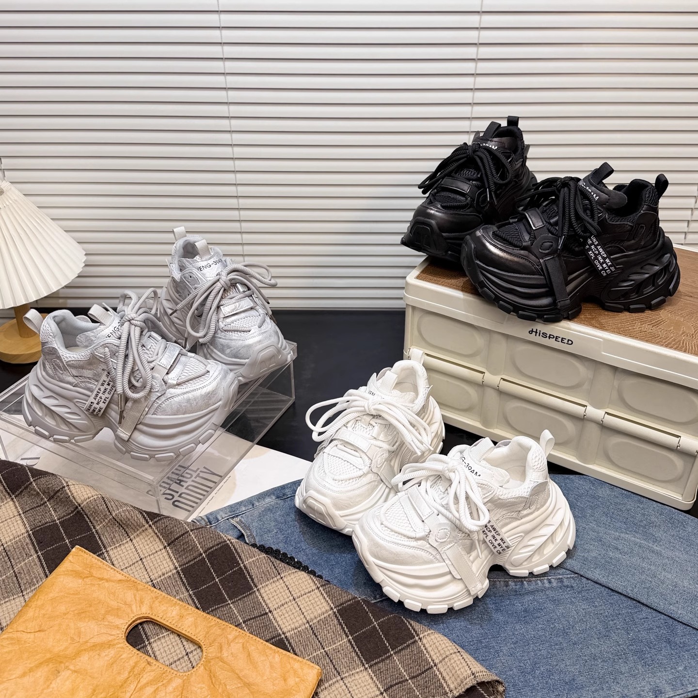 日本OFFCAT真皮系带松糕厚底老爹鞋女复古擦色小白鞋2026款运动鞋