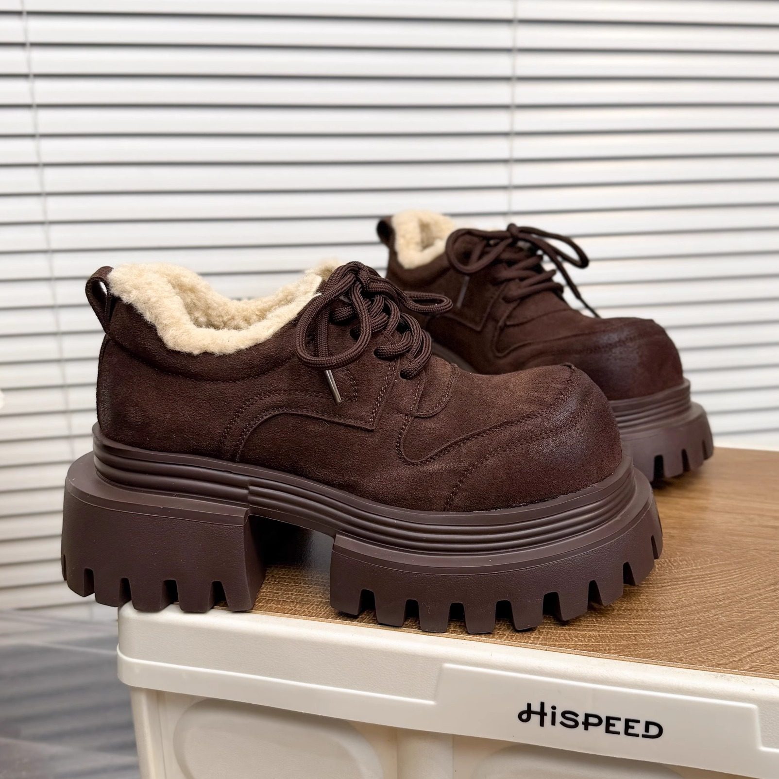 日本OFFCAT7cm毛毛口大头德比小皮鞋女2025新款磨砂皮系带乐福鞋