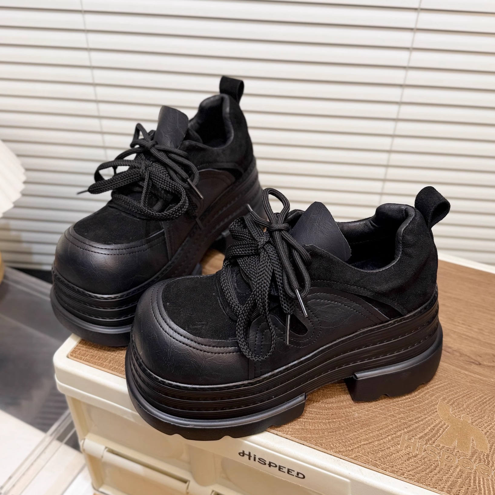 日本OFFCAT8cm磨砂真皮松糕厚底德比大头小皮鞋女系带圆头单鞋潮