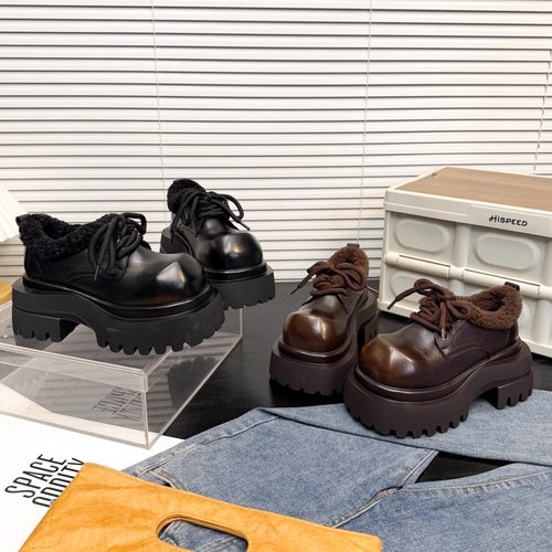 日本OFFCAT真皮厚底大头加绒毛毛口小皮鞋女复古增高休闲乐福鞋潮