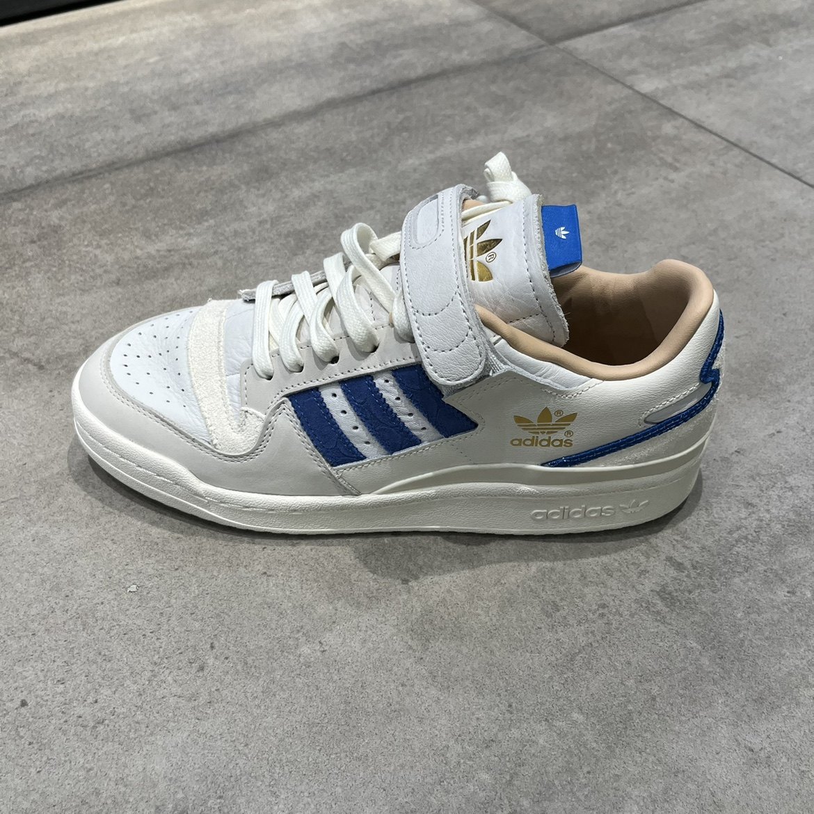 三哥推荐 阿迪达斯 三叶草 复古风格板鞋 蓝标 H03721,运动鞋new,运动休闲鞋,淘宝优惠券,粉丝福利购,淘宝优惠卷
