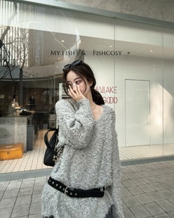 新品 2026春季 夏威夷人鱼 韩国颗粒感V领针织大毛衣 清冷气质