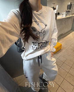 简约线条 2026早春韩国新品 T恤 fish 可爱卡通史努比印花长袖
