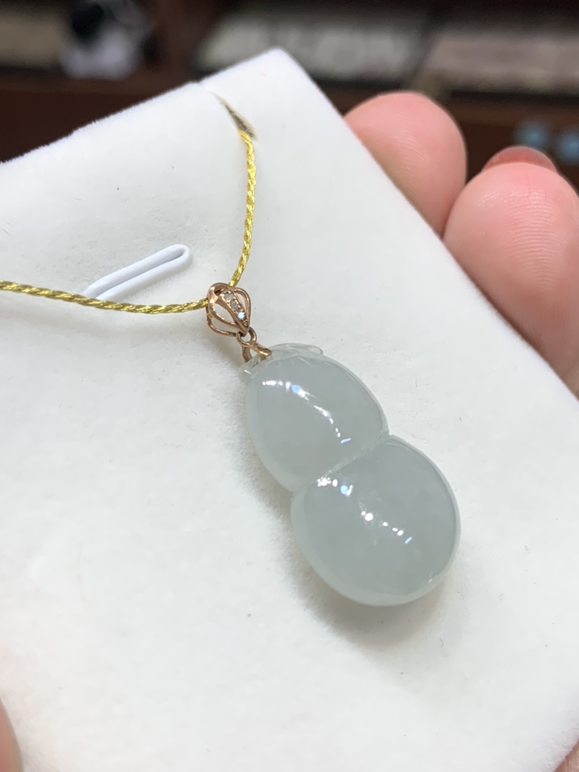 18K金扣头镶嵌天然A货翡翠玉葫芦吊坠 冰种葫芦挂坠 女士女款玉坠