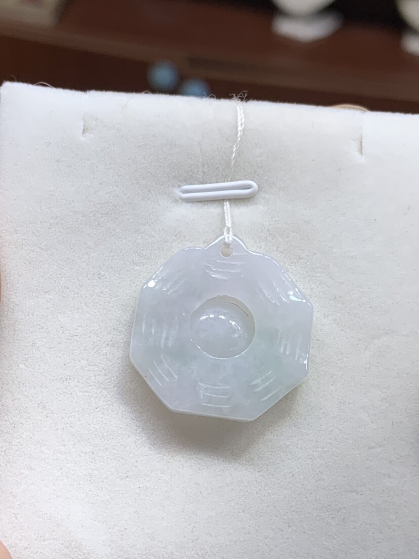 天然A货翡翠玉吊坠 冰种八卦项坠 玉坠 中珠活动八卦挂坠小孩玉佩
