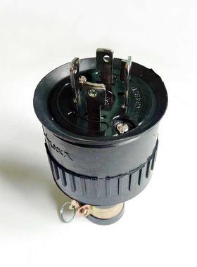 销售台湾隆光LKEW引挂式插头插座LK8432B LK5432B电木款带橡胶套