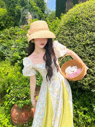 法式碎花度假风设计感显瘦长裙夏