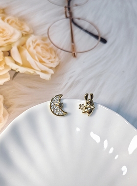 「摘星兔」可爱星星月亮兔子无耳洞不疼甜美可爱精致无痛蚊香耳夹