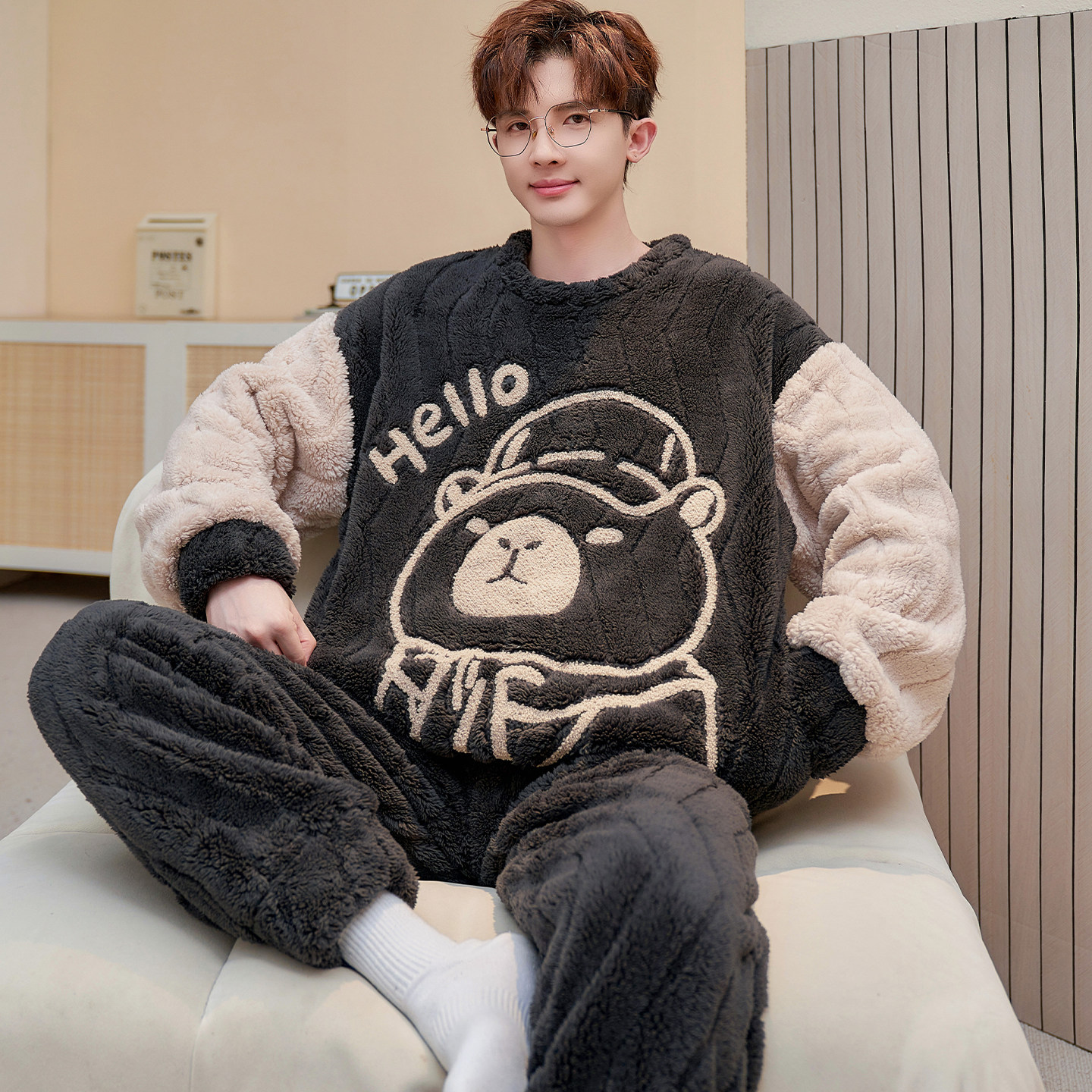 法兰绒青少年睡衣男孩圆领珊瑚绒加厚卡通初中生秋冬季套装家居服