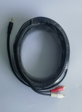 15米音频线一分二3.5mm转双莲花