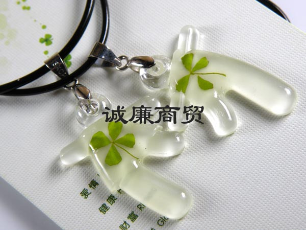情侣夜光吊坠项链幸运草