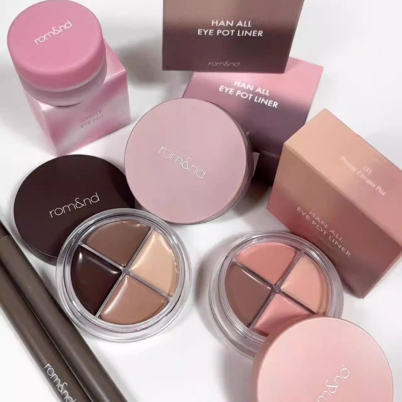 一盘基础眼妆搞定~Romand韩国四色眼影多用膏四合一立体眼线膏
