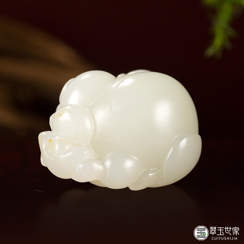 胡启松大师作品新疆和田玉黄皮白玉籽玉挂件福猪17克