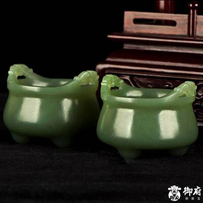天然俄罗斯碧玉摆件 双龙鼎 173.3克