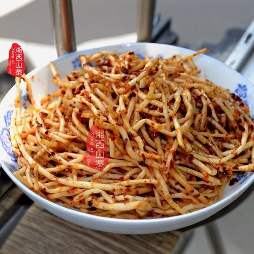 湖南怀化凉拌鲜嫩鱼腥草泡菜