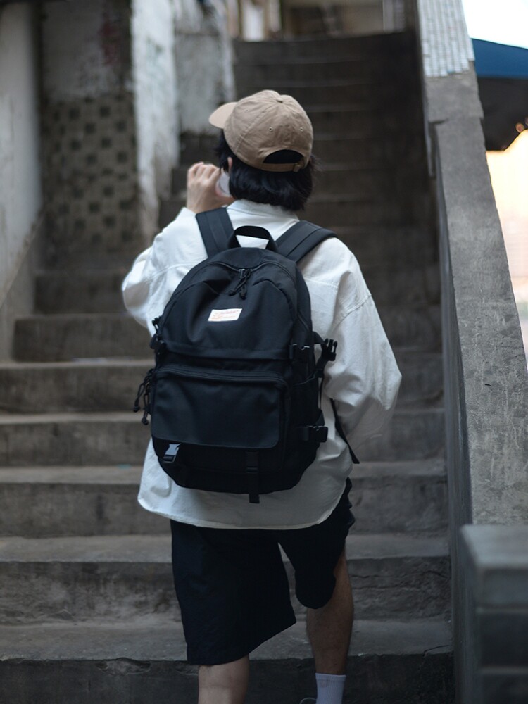 双肩包日系山系工装风休闲包女电脑情侣旅行包书包大容量潮牌男背