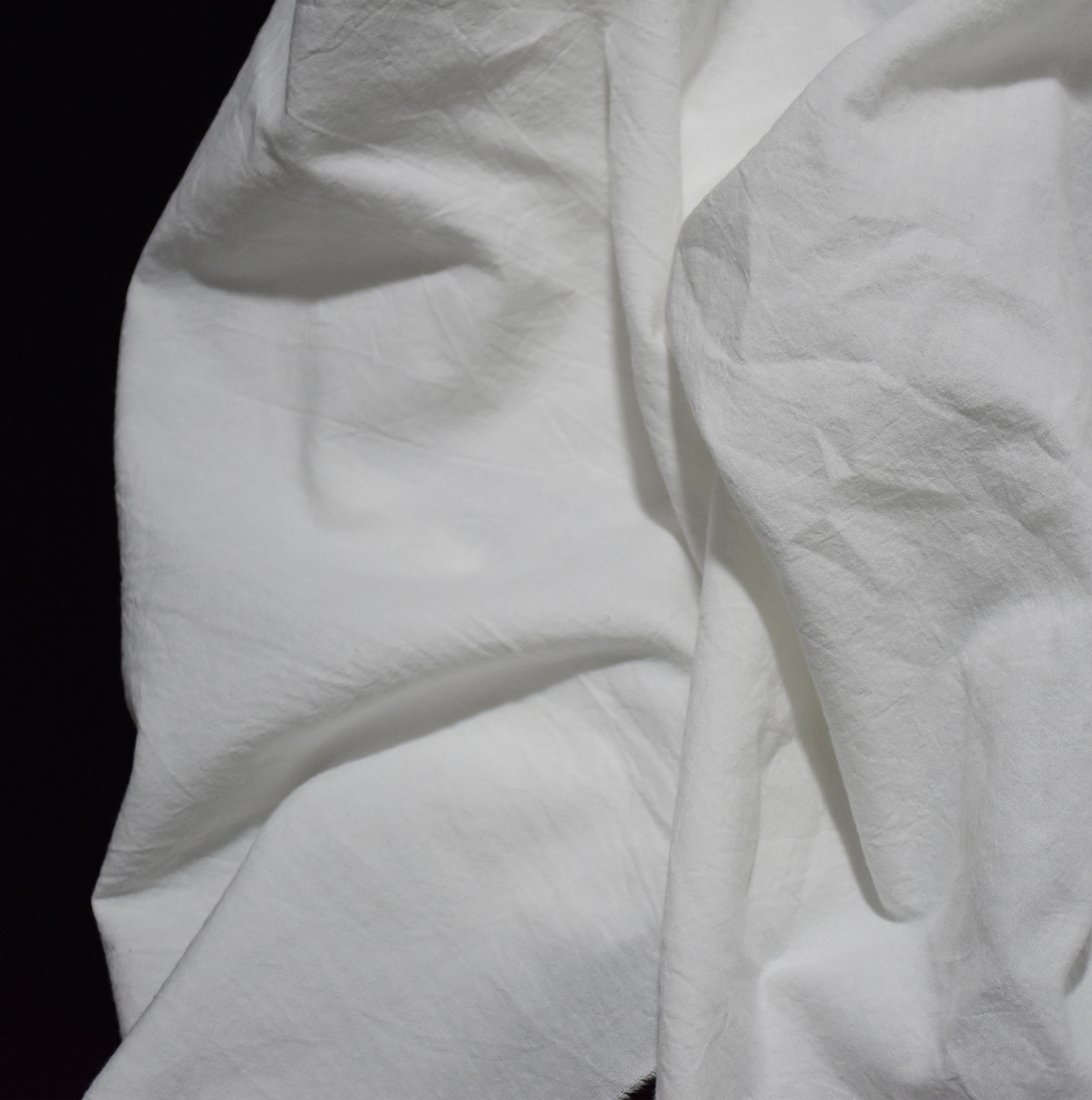 纯白水洗棉布料植物染Diy店内