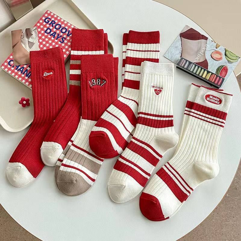 刺绣新年圣诞粗线条本命年红色