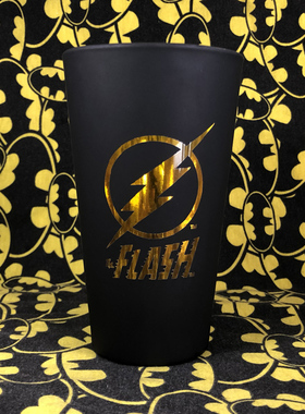 外贸原单闪电侠The Flash标志金色镂空黑色磨砂玻璃水杯礼物周边