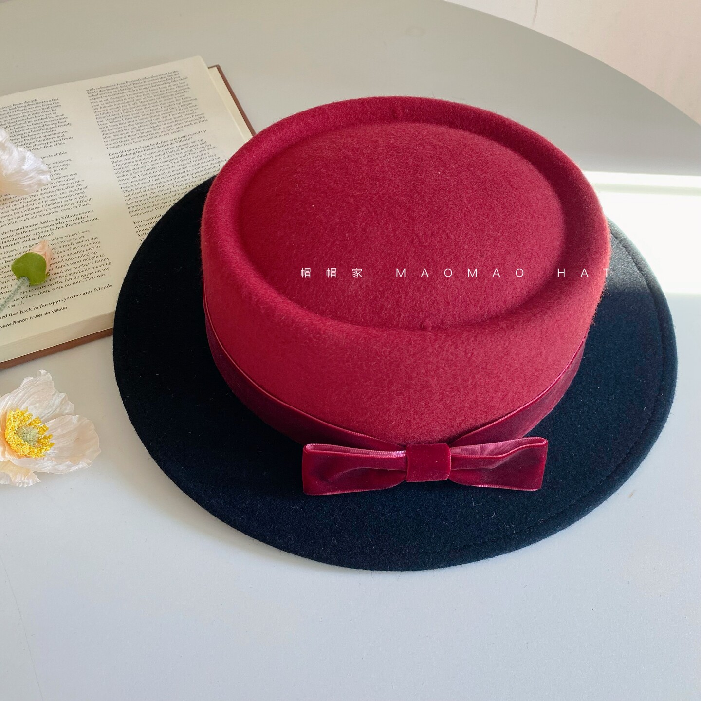 帽帽家  红与黑  100%羊毛平顶帽撞色拼接日系学院风复古小礼帽女