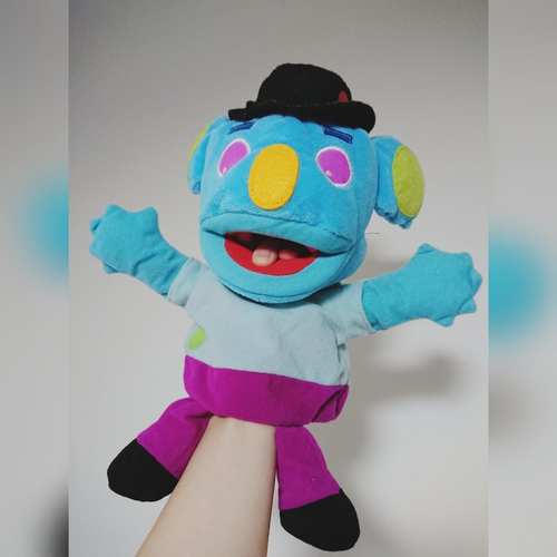 倍乐生公司出品树袋熊手偶公仔