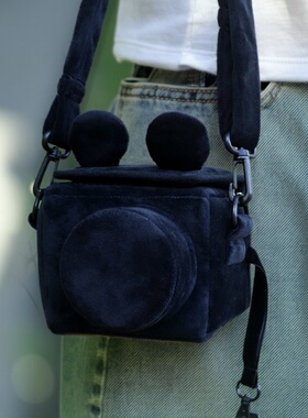 小桃适用R50定制A7C2防震zve10R7单肩加厚XT50相机包背包XM5