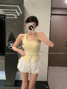 2024夏季新款甜美纯欲辣妹小香风挂脖多巴胺无袖背心短款上衣显瘦