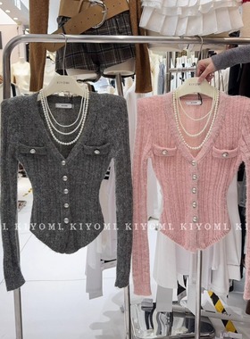 现货~KIYOMI实拍韩版纯欲辣妹V领巴曼羊绒拉毛金属扣垫肩针织毛衣