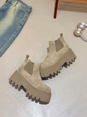 17年老店欧货女靴2025秋冬新款真皮厚底增高小个子百搭时尚休闲靴