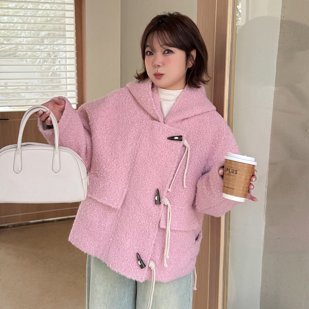 胖mm大码牛角扣毛呢连帽显瘦大衣