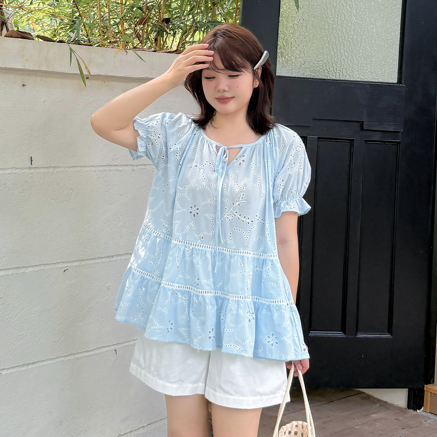 胖mm大码镂空系带小衫