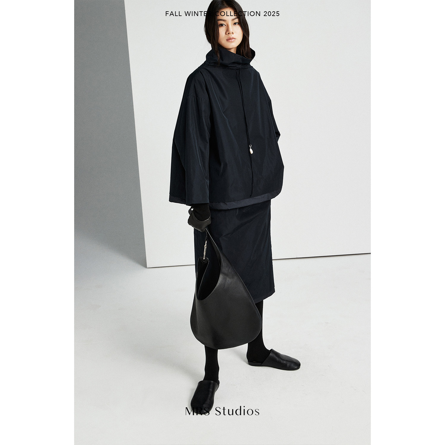 卫衣式蝙蝠斗篷吊坠棉衣/半裙