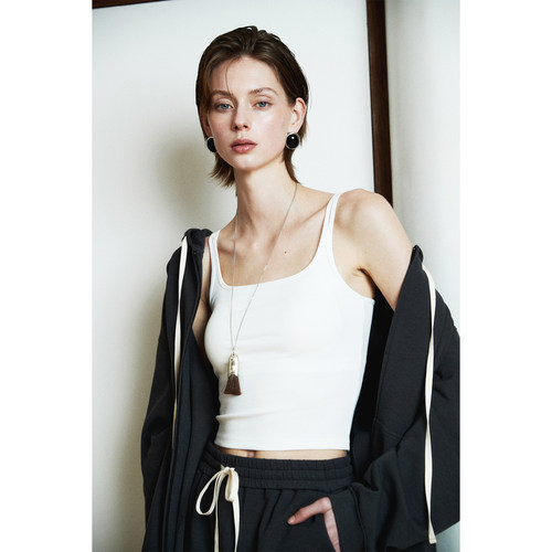 MRS Studios 胶囊系列 双肩带设计短款带胸垫针织圆方U领背心吊带